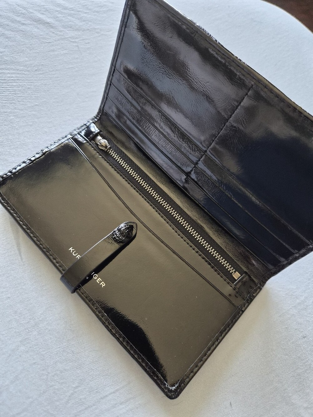 NWOT [Kurt Geiger] Kensington Soft Drench Wallet, Lambskin Leather - Picture 3 of 4